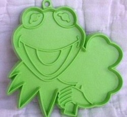 Kermit St. Patrick's Day cookie cutter Kermit St. Patrick's Day cookie cutter