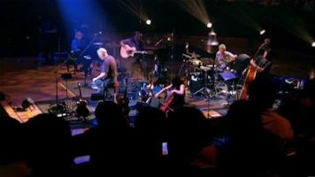 The full band in David Gilmour: In Concert The full band in David Gilmour: In Concert