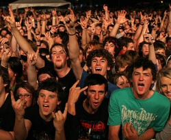 Winning Crowd Winning Crowd