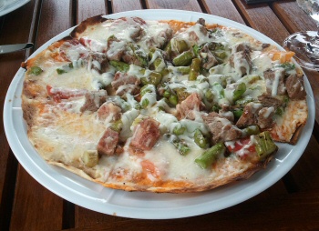 Spare rib pizza from Old Edwards Inn in Highlands, North Carolina Spare rib pizza from Old Edwards Inn in Highlands, North Carolina