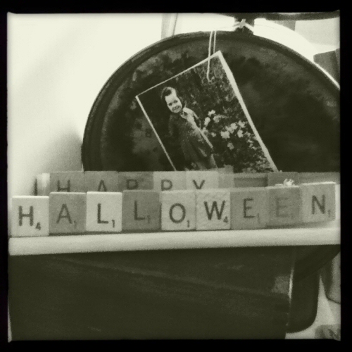 Happy Halloween 2011 by Rox of Spazhouse Happy Halloween 2011 by Rox of Spazhouse