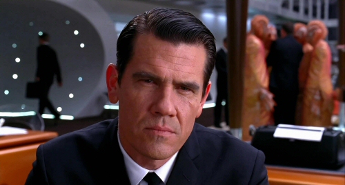 Josh Brolin as Agent Kay in Men in Black 3 3D Josh Brolin as Agent Kay in Men in Black 3 3D