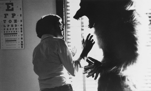 Joe Dante on the set of The Howling Joe Dante on the set of The Howling